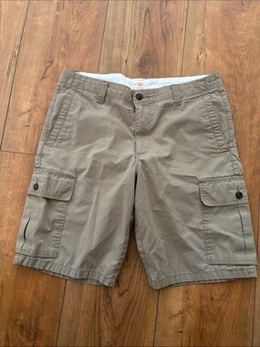 Docker’s Men's Lightweight Cargo Shorts in Khaki